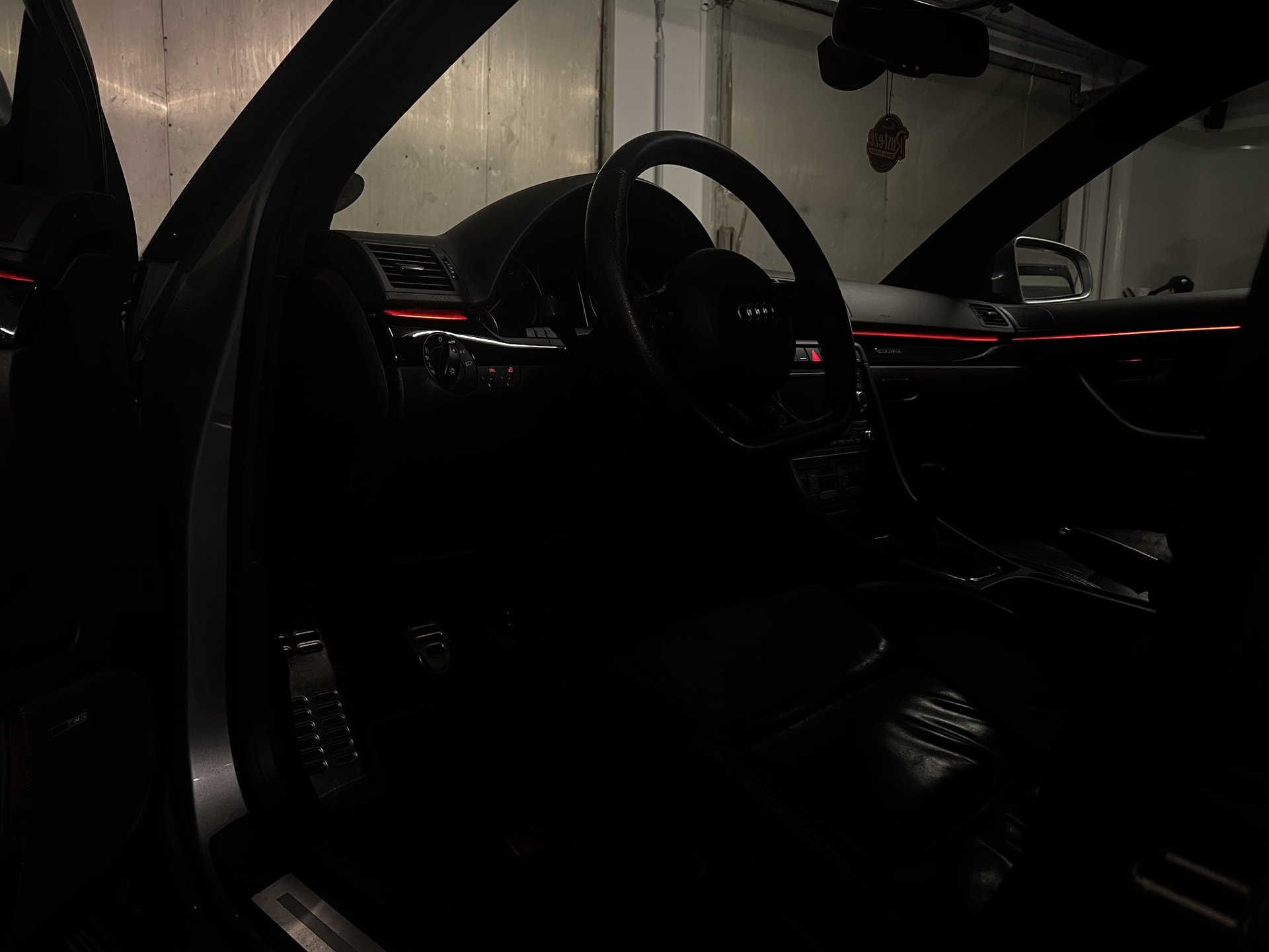 A4 B7 Ambiente Fußraum